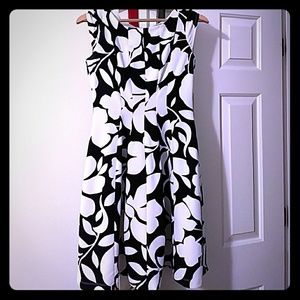 Fit and flare quilted dress with stretch